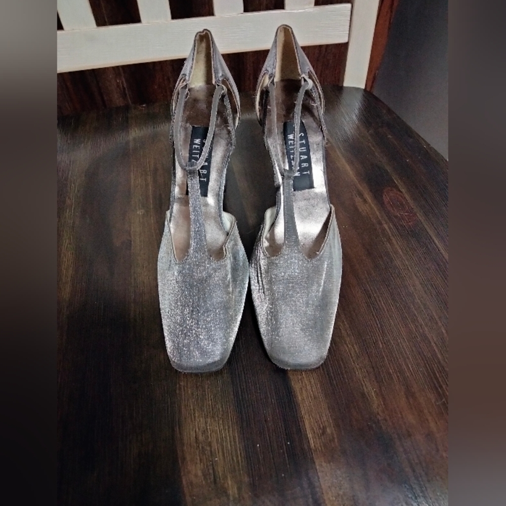 Stuart Weitzman gray silk pumps size 6 Wide